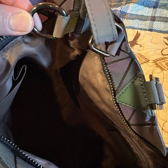 LOVEVOOK tote-style bag geometric lattice design. - Picture 7 of 16